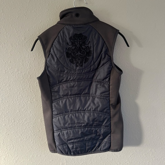 Athleta quilted puffy vest - Picture 2 of 6